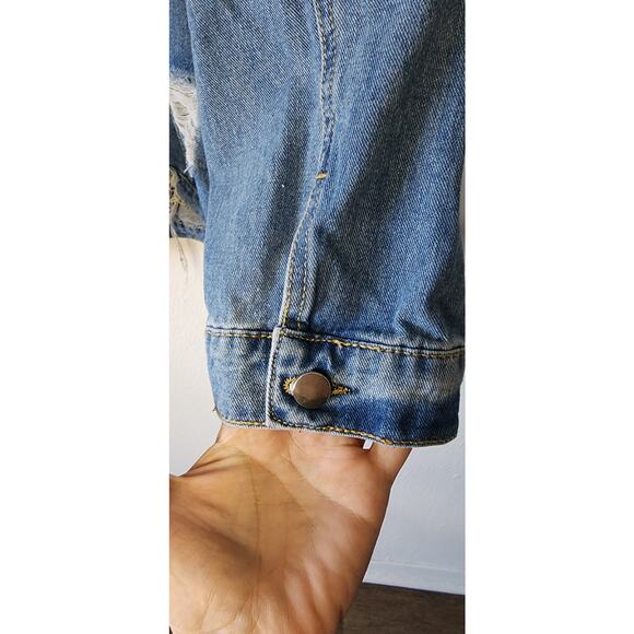 SHEIN Distressed Blue Denim Trucker Jacket Plus Size 4XL - Picture 8 of 9